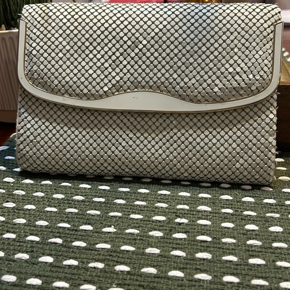 Bags by Marlo Vintage Mesh Clutch Cream Colored Chain Strap